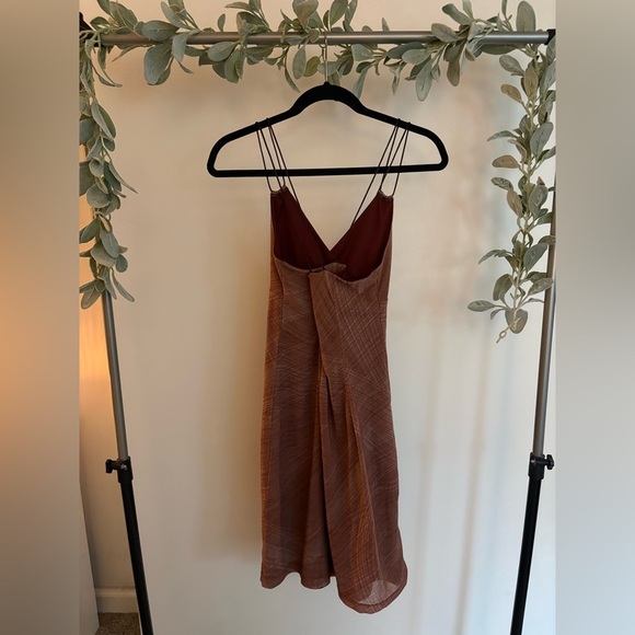 Express dress - Picture 6 of 7